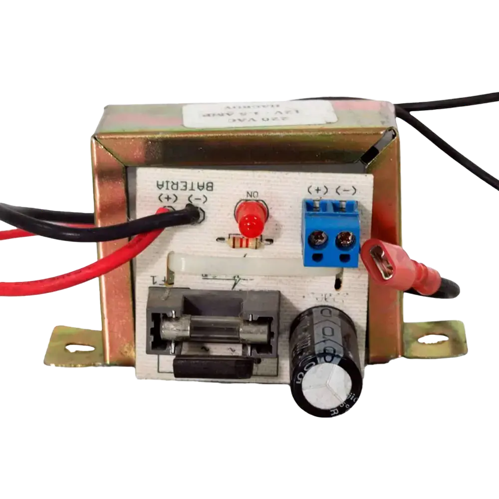 FUENTE DE ALIMENTACIÓN 220VAC DE 12V X 3AMP. C/FUNDA