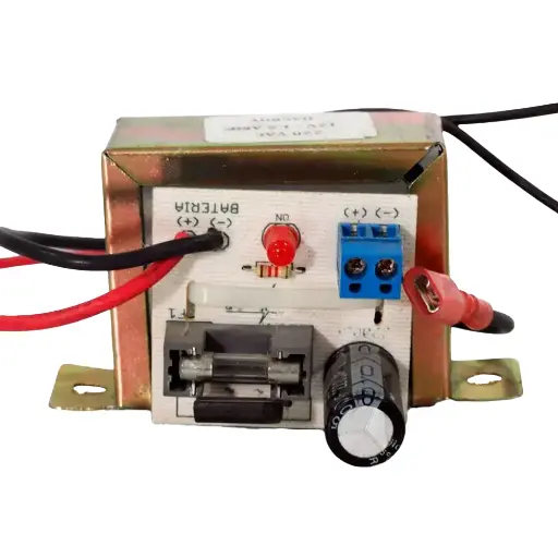 [HG-F0312S] FUENTE DE ALIMENTACIÓN 220VAC DE 12V X 3AMP. C/FUNDA